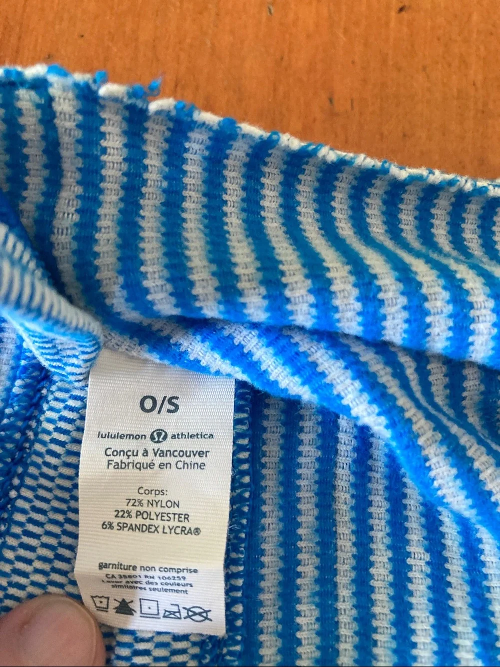 Lululemon vinyasa scarf set (customizable snap scarves)